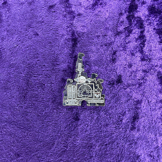 EPCOT Castle Chaser Pin | Walt Disney World 2025 Wave A Hidden Disney
