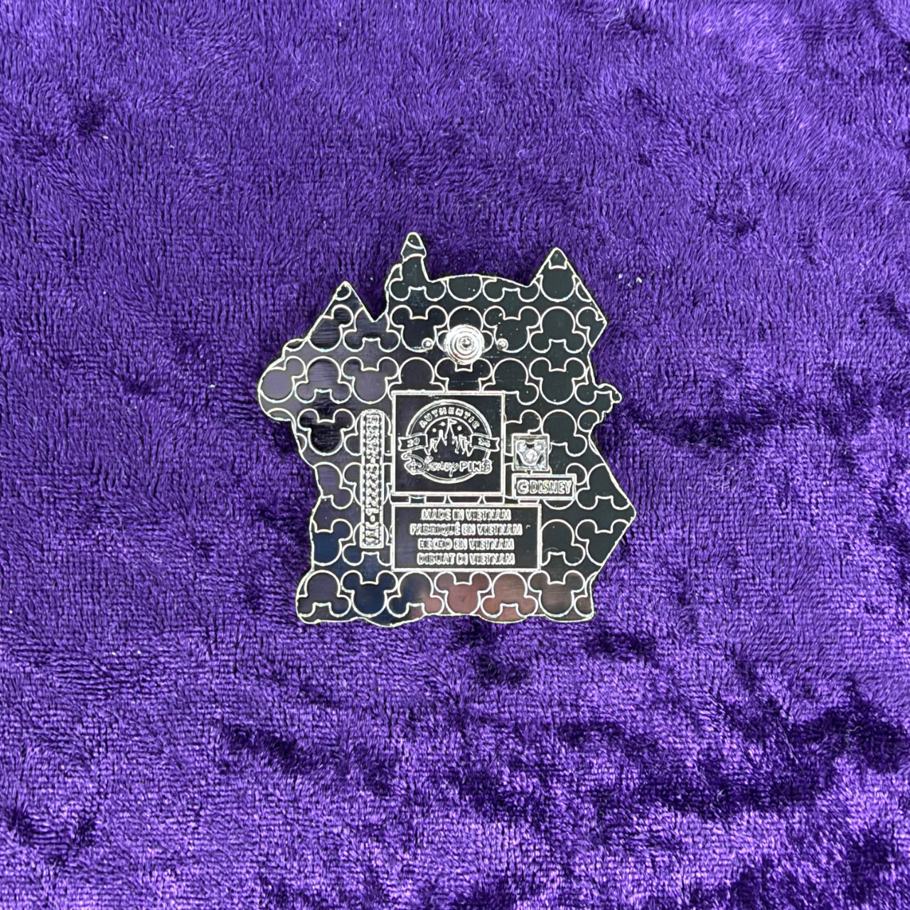Minnie Mouse Glow-in-the-Dark Happy Halloween Pin | Disney Parks