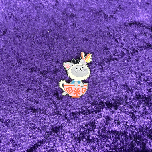 Alice in Wonderland Teacup Cat Pin | Cats & Dogs Halloween