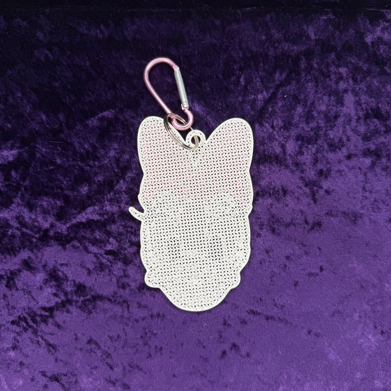 Daisy Duck-Inspired 3D Printed Pin Keychain