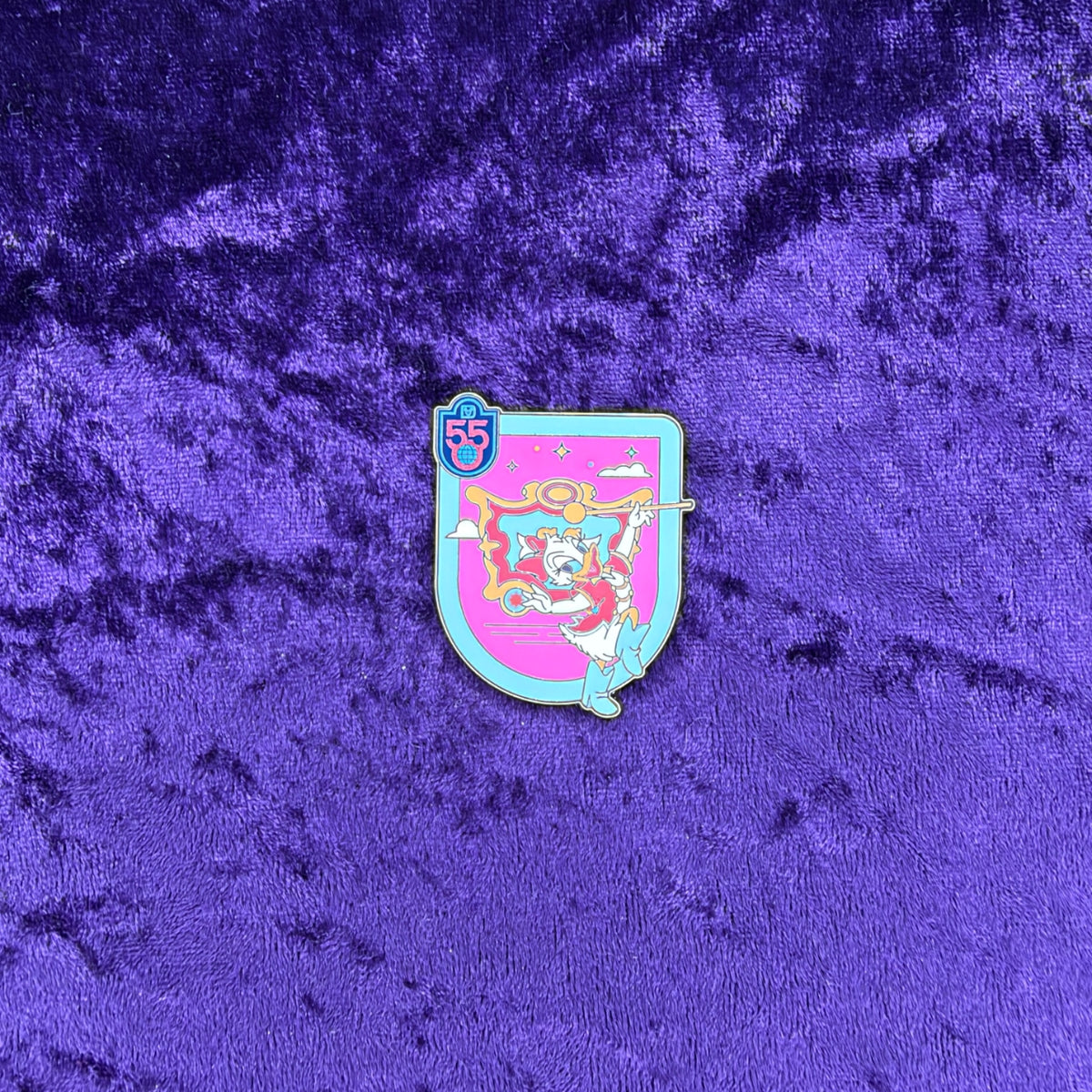 Daisy Duck Walt Disney World 55th Anniversary Mystery Pin | 2026