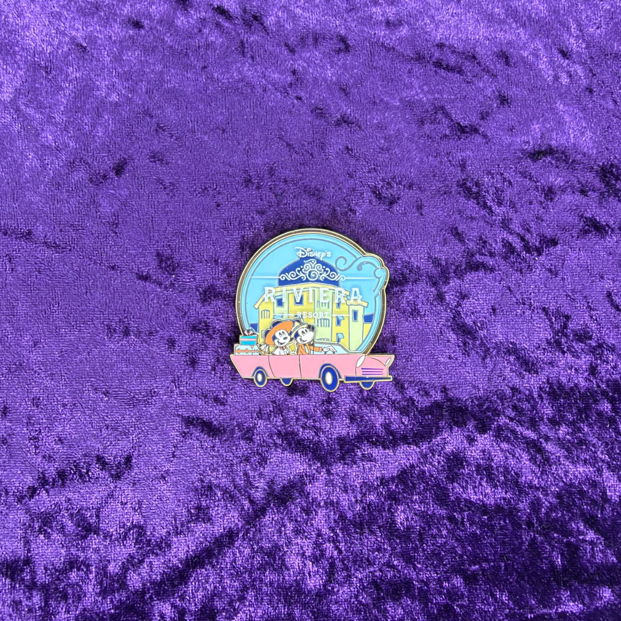 Disney’s Riviera Resort Mickey & Minnie Mouse Pin | Original Card