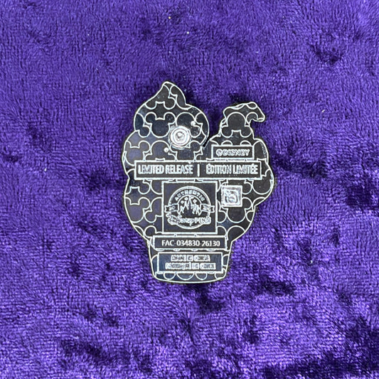 Dole Whip Cat Pin | Cats & Dogs Halloween