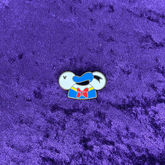 Donald Duck Ear Hat Pin | Walt Disney World 2026 Wave B Hidden Disney