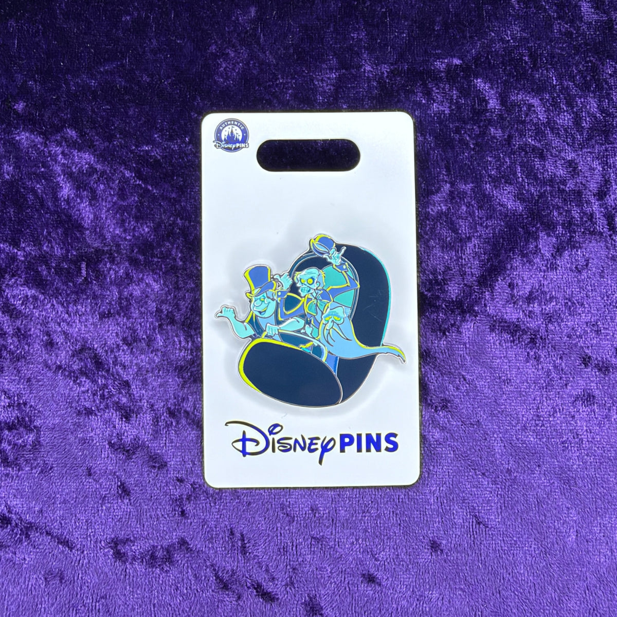 Haunted Mansion Hitchhiking Ghosts Glow-in-the-Dark Pin | 2026 Open Edition