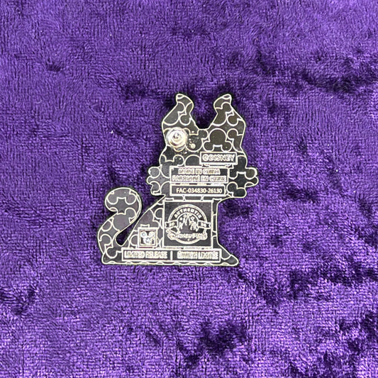 Maleficent Cat Pin | Cats & Dogs Halloween