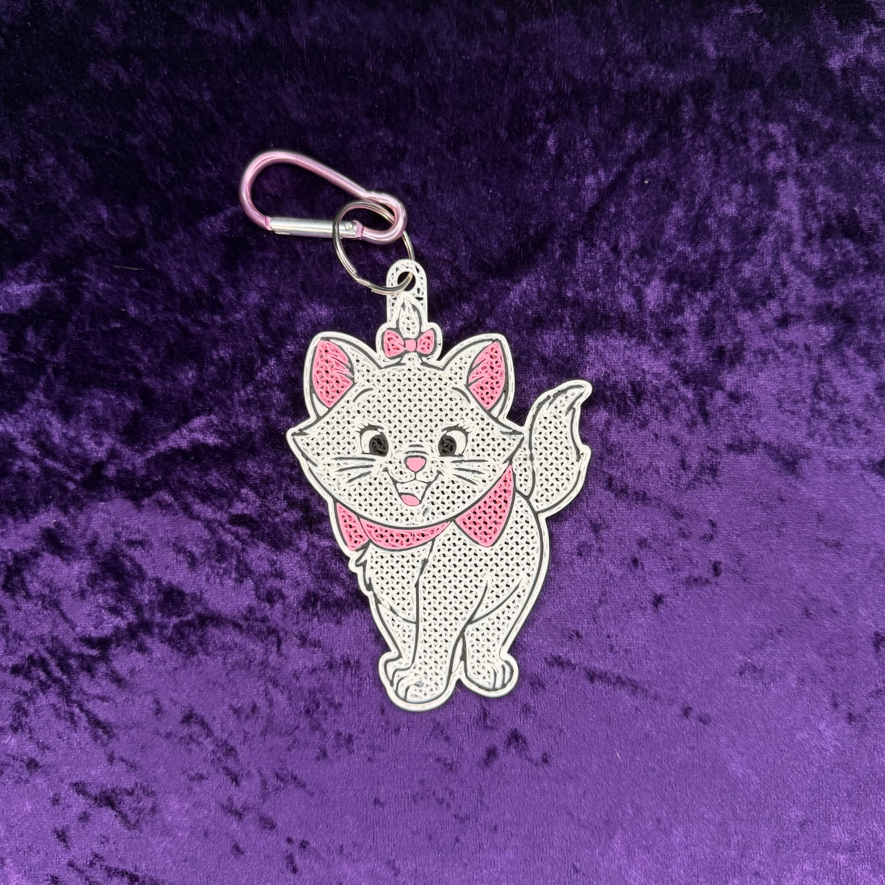 Marie "Everybody Wants To Be a Cat" Pin Keychain