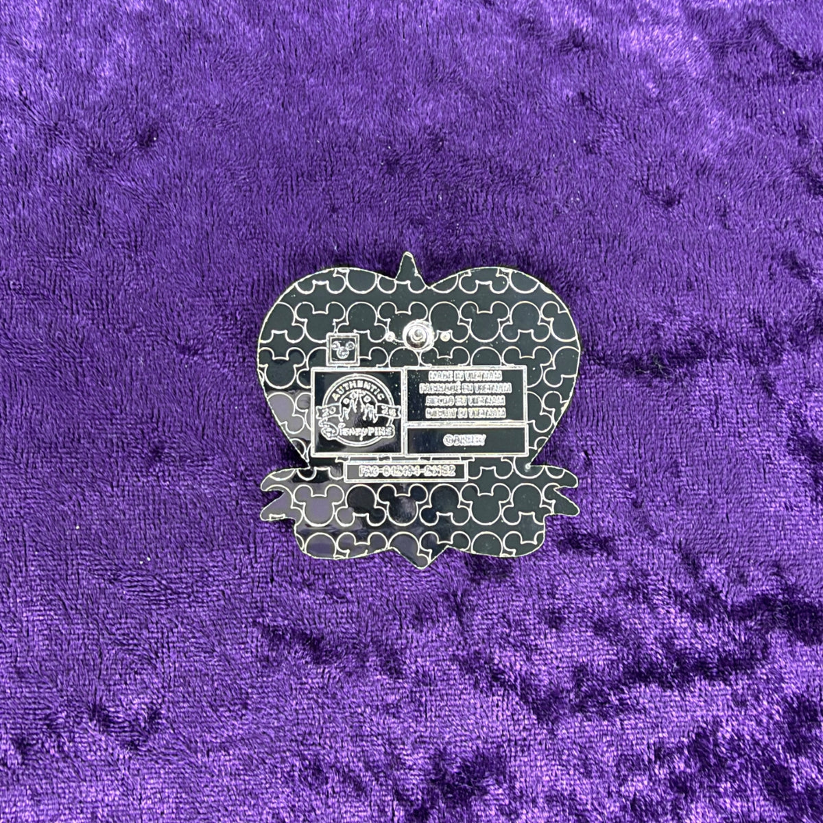 Mickey & Minnie “My Happy Place Is With You” Pin | Disney Parks