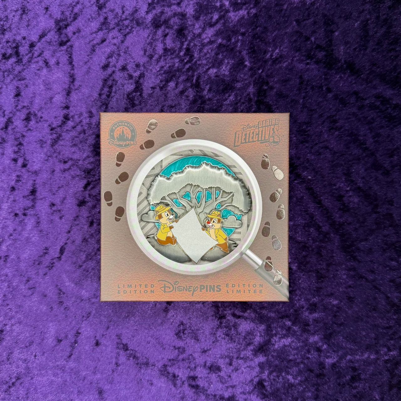 Chip and Dale Tree of Life Daring Detectives Mini Jumbo Pin LE4000