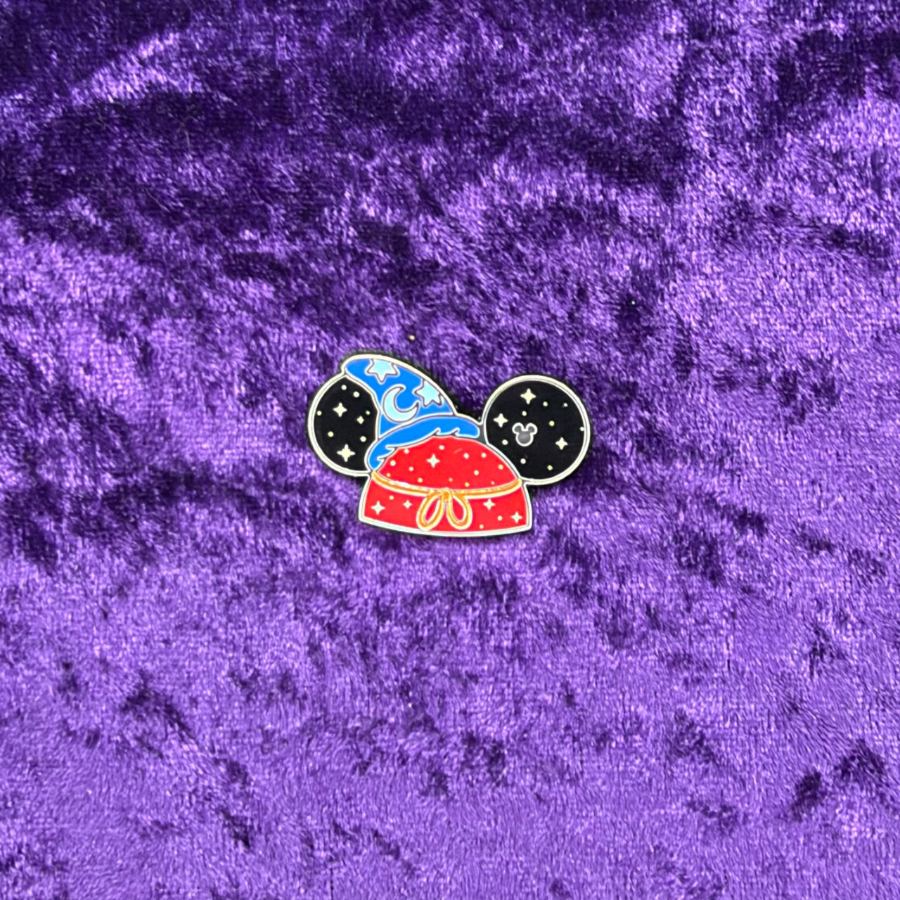 Sorcerer Mickey Headband Chaser Pin | WDW 2025 Wave B Hidden Disney